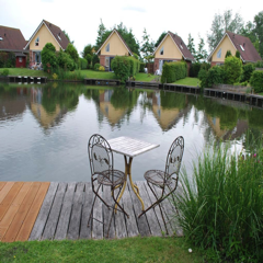 Gemütlich auf dem Steg sitzen